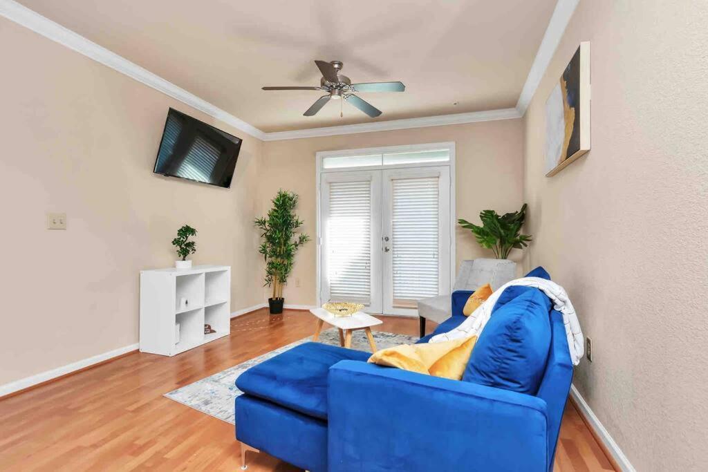 Modern Condo Near Texas Medical Center W Free Parking ヒューストン エクステリア 写真